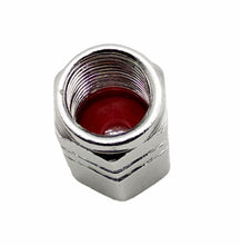 Laden Sie das Bild in den Galerie-Viewer, Ventilkappe silber mit rotem Dichtungsring für Autoventile – Innenansicht