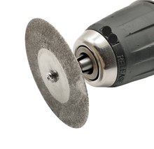 Laden Sie das Bild in den Galerie-Viewer, 5x KRAFTFELD Mini Ø50mm Diamant Trennscheibe + Aufspann, angewendet– von Kraftfeld | Werkzeughandel - Feldmann