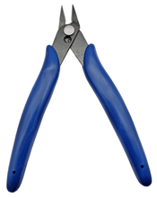 Laden Sie das Bild in den Galerie-Viewer, Elektronik Seitenschneider,13x8 cm,56g,isoliert,Feinmechanik,Hobby,Modellbau,von vorne– von Kraftfeld | Werkzeughandel - Feldmann