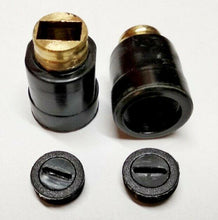 Laden Sie das Bild in den Galerie-Viewer, 2 x Kohlebürstenhalter, von vorne – von Kraftfeld | Werkzeughandel - Feldmann