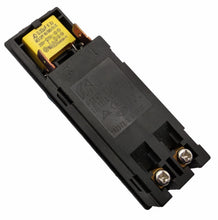 Laden Sie das Bild in den Galerie-Viewer, Detailansicht Schalter mit Kabelanschluss und Entstörfilter – von Kraftfeld | Werkzeughandel – Feldmann