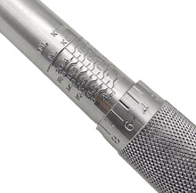 Laden Sie das Bild in den Galerie-Viewer, Brüder Mannesmann Drehmomentschlüssel Ratsche Umschaltknarre CRV 1/2 &quot; Zoll (12.5 mm) 40 - 210 Newtonmeter Nm Drehmomentratschenschlüssel, Kiloschlüssel – von Brüder Mannesmann Werkzeuge | Werkzeughandel - Feldmann
