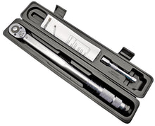 Laden Sie das Bild in den Galerie-Viewer, Brüder Mannesmann Drehmomentschlüssel Ratsche Umschaltknarre CRV 1/2 &quot; Zoll (12.5 mm) 40 - 210 Newtonmeter Nm Drehmomentratschenschlüssel, Kiloschlüssel – von Brüder Mannesmann Werkzeuge | Werkzeughandel - Feldmann
