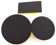 Laden Sie das Bild in den Galerie-Viewer, Kraftfeld Schleifklotz Ø 125 mm oder Ø 150 mm oder 135x70 mm oder 125x80mm flexibler weicher PU Schleifschwamm Handschleifblock Schleifteller für standard Klettpapier – von Kraftfeld | Werkzeughandel - Feldmann
