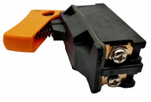 Laden Sie das Bild in den Galerie-Viewer, Schalter für Makita HM von hinten – von Kraftfeld - Werkzeughandel 
