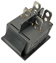 Laden Sie das Bild in den Galerie-Viewer, Schalter KCD4 AN1 AUS, blau, beleuchtet 4 pin / 4 polig, 250 V, 16 A / 125V, 20A – von Kraftfeld | Werkzeughandel - Feldmann
