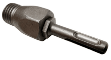 Laden Sie das Bild in den Galerie-Viewer, SDS Plus Bohrfutter Adapter 100mm, M 22 (ca 22mm) Gewinde für Bohrkrone – von Kraftfeld | Werkzeughandel - Feldmann
