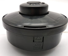 Laden Sie das Bild in den Galerie-Viewer, Trimmerkopf M10 Ø 115mm 2,4mm kompatibel mit Echo SMR 2305,250,330,350,4000,500 Kawasaki KBH 27,34,43,48 Makita DBC 250,290,300,340,Dolmar MS 25,30,400 Texas CG 260,330,430, BC 300,330; 83070
