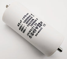 Laden Sie das Bild in den Galerie-Viewer, Kondensator 4 Pin bis 500V~ AC 8,10,12,14,16,20,25,35,40,45 µF uf mit Gewinde – von Kraftfeld | Werkzeughandel - Feldmann

