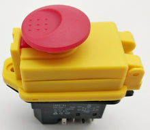 Laden Sie das Bild in den Galerie-Viewer, Maschinen Elektro Ein Aus Geräte Schalter 250 V,16 A,IP 55 Taster Hauptschalter – von Kraftfeld | Werkzeughandel - Feldmann
