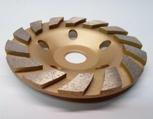 Laden Sie das Bild in den Galerie-Viewer, Profi Diamant Schleiftopf Turbo Ø 125mm Schleifteller,Topfscheibe Beton, Estrich – von Kraftfeld | Werkzeughandel - Feldmann
